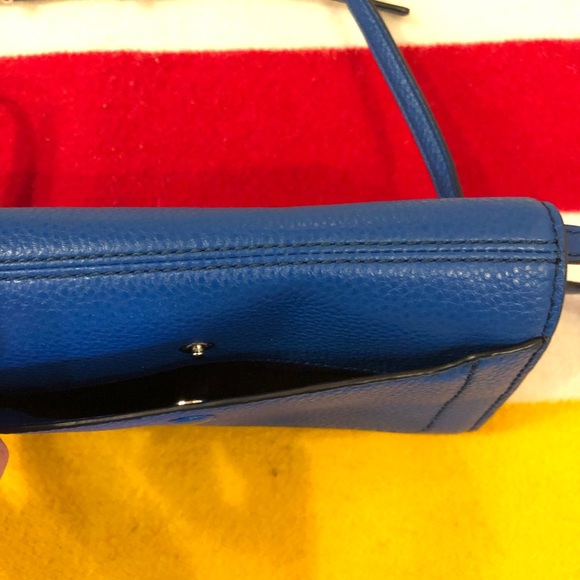 Marc Jacobs Empire City Strap Leather Wallet - Picture 2 of 12